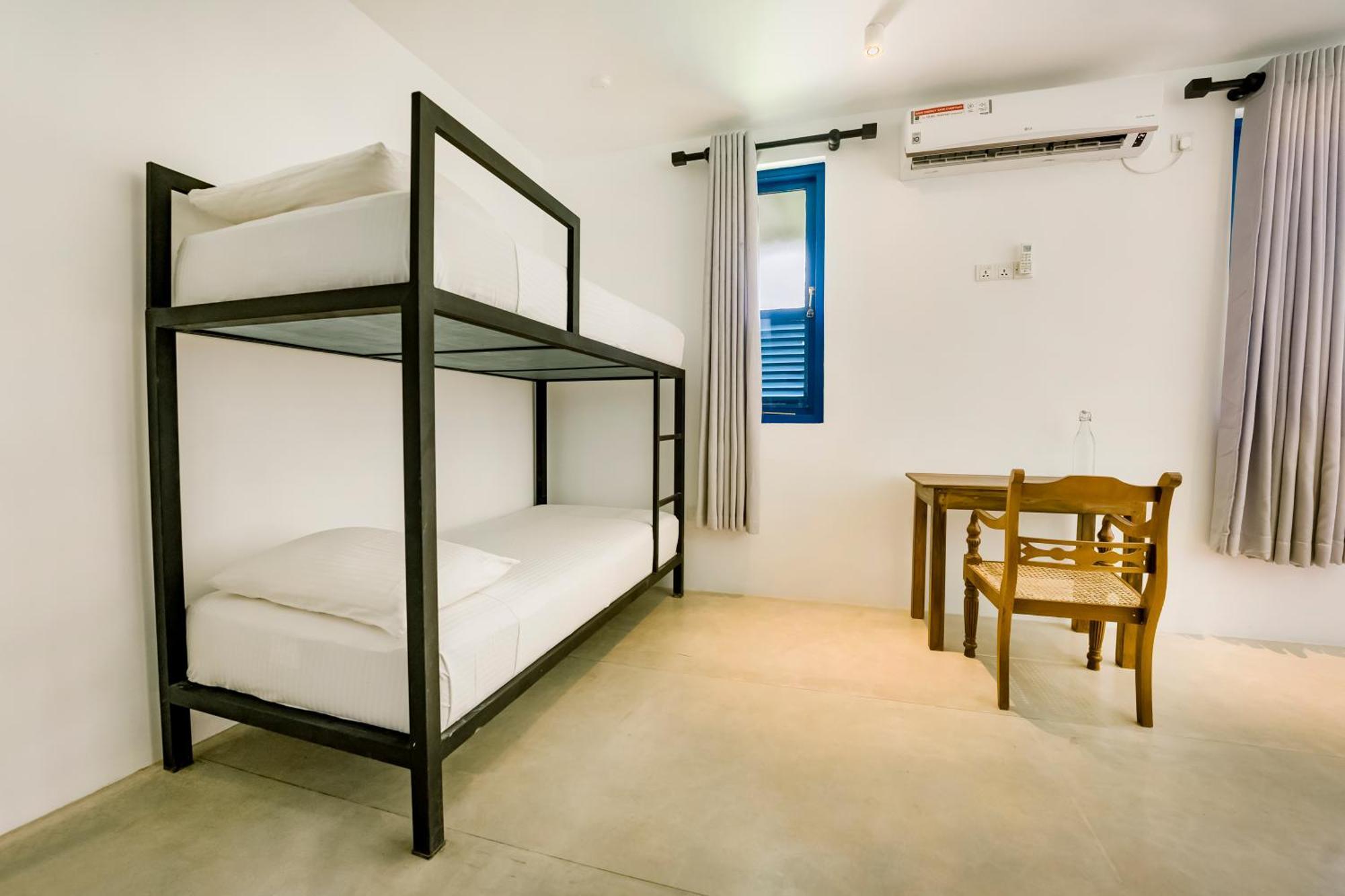 Urchin Unawatuna Room photo